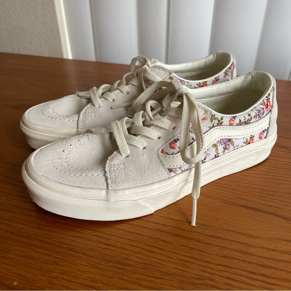 Vans Sk8-Low Vintage Floral Marshmallow Sneaker Size 6.5